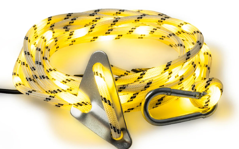 Corde lumineuse : créez l'ambiance parfaite pour vos voyages en van