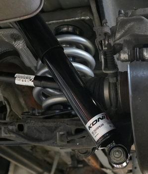 Pose de renforts de suspension sur van aménagé : confort et sécurité